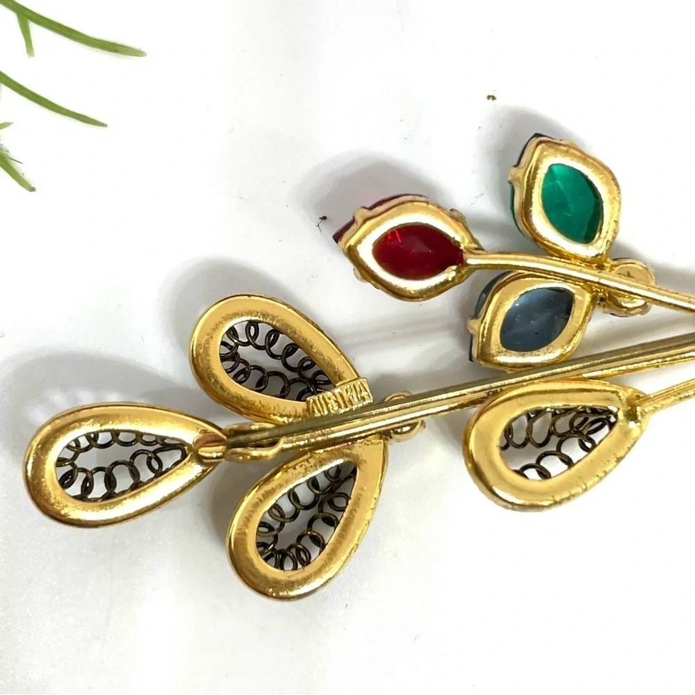 VINTAGE⚜️AUSTRIA Filigree & Colorful Crystal Brooch